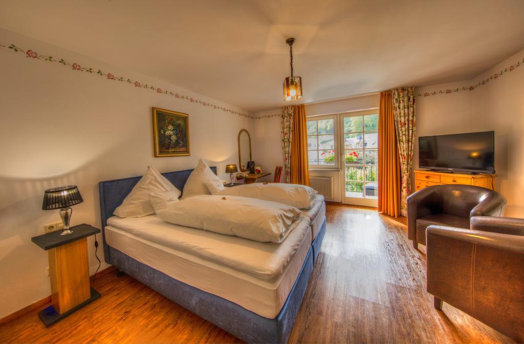 Hotel Lipmann "Am Klosterberg" Beilstein  Kültér fotó